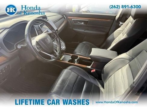 Used 2020 Honda CR-V Touring image 2