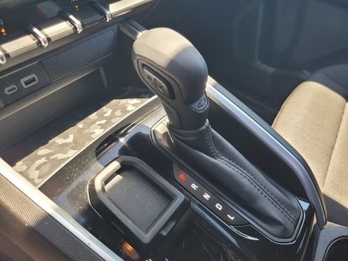 Used 2024 Chevrolet Colorado W/T w/ WT Convenience Package RWD image 18