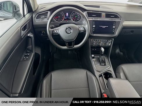 Used 2021 Volkswagen Tiguan SE image 21