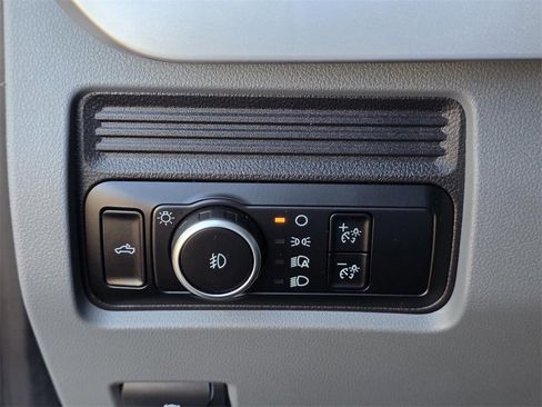 Used 2025 Ford F250 XLT image 33