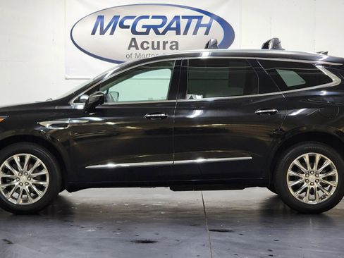 Used 2019 Buick Enclave Essence image 10