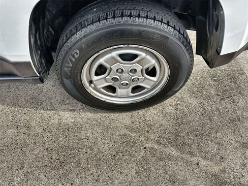 Used 2016 Jeep Patriot Sport w/ Power Value Group image 12