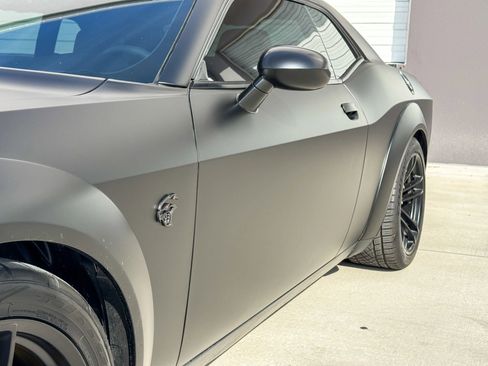 Used 2019 Dodge Challenger SRT Hellcat Redeye image 31