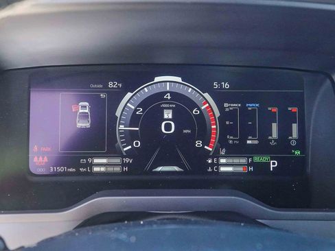 Used 2023 Toyota Tundra Capstone AWD/4WD image 30