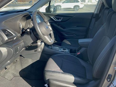 Used 2019 Subaru Forester Premium w/ All-Weather Package image 30