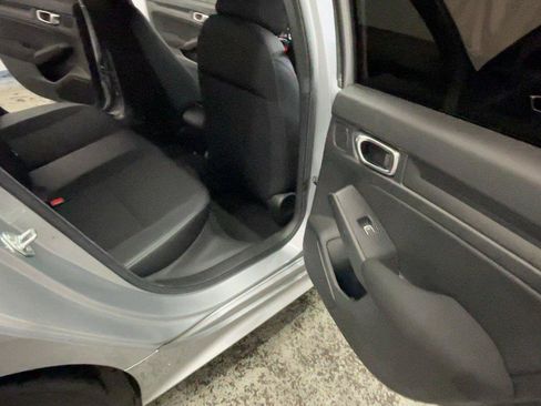 Used 2024 Honda Civic Sport image 25