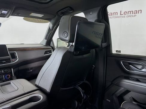 Used 2023 Chevrolet Tahoe Premier w/ Advanced Technology Package image 27