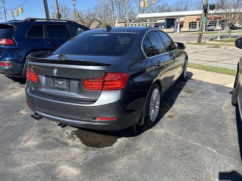 Used 2013 BMW 328i xDrive Sedan image 3