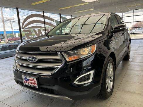 Used 2018 Ford Edge Titanium w/ Technology Package AWD/4WD image 3