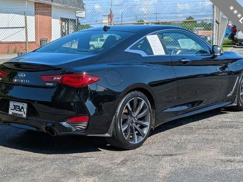 Used 2022 INFINITI Q60 3.0t Luxe w/ Essential Package image 3