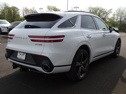 New 2025 Genesis GV70 3.5T Sport w/ Sport Advanced Package image 5