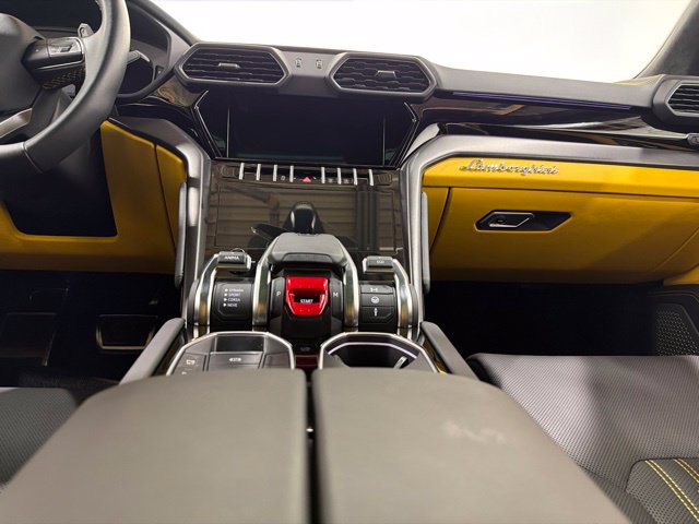Used 2023 Lamborghini Urus S AWD/4WD image 37