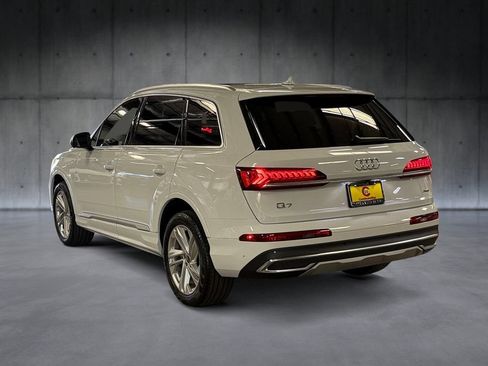 Used 2023 Audi Q7 2.0T Premium Plus w/ Premium Plus Package AWD/4WD image 3