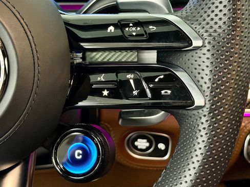 Used 2024 Mercedes-Benz GLS 63 AMG 4MATIC image 29