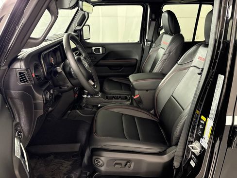 New 2026 Jeep Gladiator Rubicon AWD/4WD image 26