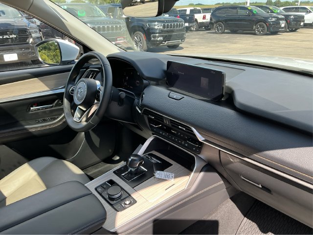 Used 2024 MAZDA CX-90 Plug-In Hybrid w/ Premium Pkg AWD/4WD image 21