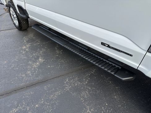 Certified 2024 Ford F250 XLT image 30