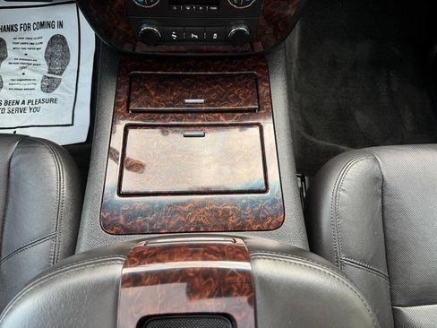 Used 2012 GMC Yukon Denali AWD/4WD image 26