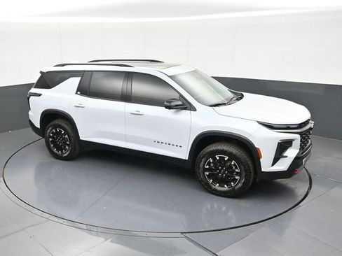 New 2026 Chevrolet Traverse Z71 w/ Driver Confidence Package AWD/4WD image 64
