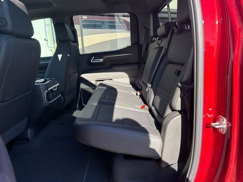 New 2026 GMC Sierra 1500 SLT w/ SLT Premium Package image 12