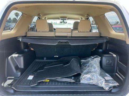Used 2018 Toyota 4Runner SR5 RWD image 43