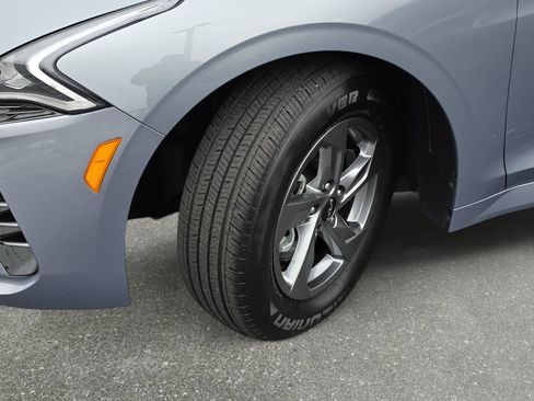 Used 2023 Kia K5 LXS image 30