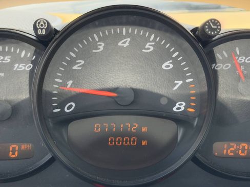Used 2001 Porsche Boxster RWD image 20