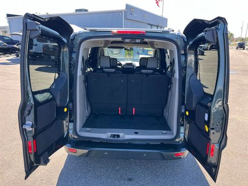 Used 2017 Ford Transit Connect XLT image 17