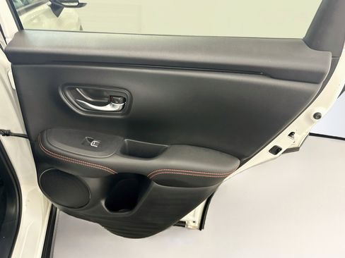 Used 2024 Honda HR-V Sport image 30