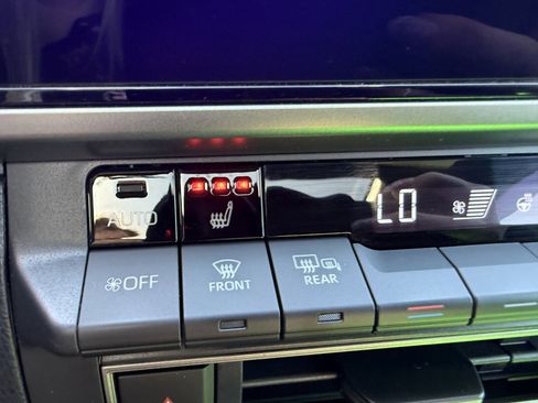 Certified 2025 Toyota Camry XSE image 19