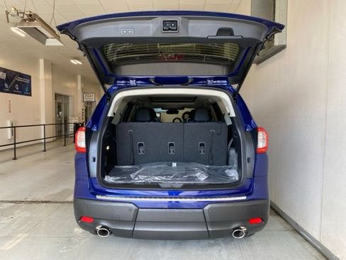 New 2026 Subaru Ascent Limited AWD/4WD image 7