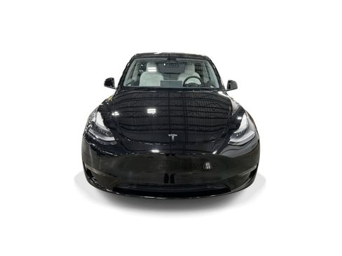 Certified 2023 Tesla Model Y Long Range AWD/4WD image 2