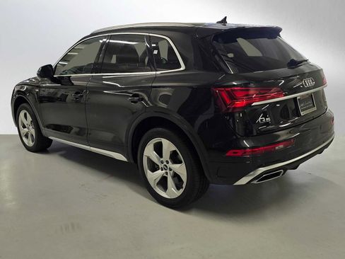 Used 2023 Audi Q5 2.0T Premium Plus w/ Premium Plus Package AWD/4WD image 3