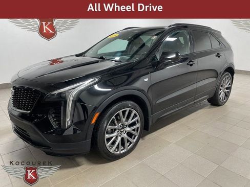 Used 2019 Cadillac XT4 Sport image 3