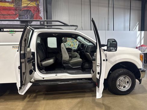 Used 2017 Ford F350 XL w/ Power Equipment Group AWD/4WD image 71