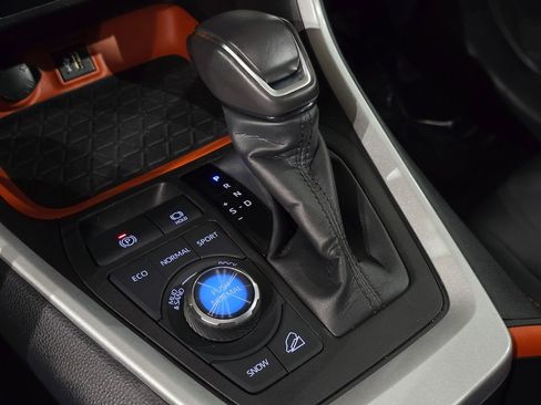 Used 2024 Toyota RAV4 Adventure image 30