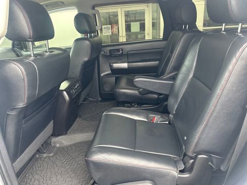 Used 2021 Toyota Sequoia TRD Pro AWD/4WD image 22