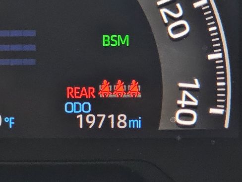 Used 2024 Toyota RAV4 XLE image 55