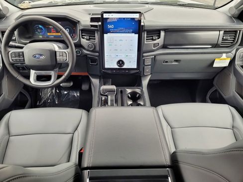 New 2025 Ford F150 Lightning Flash image 31