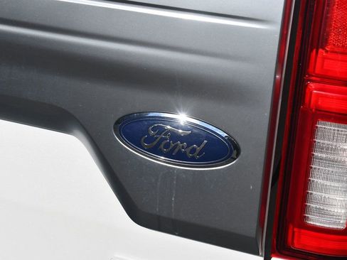 Used 2019 Ford F150 Limited image 9