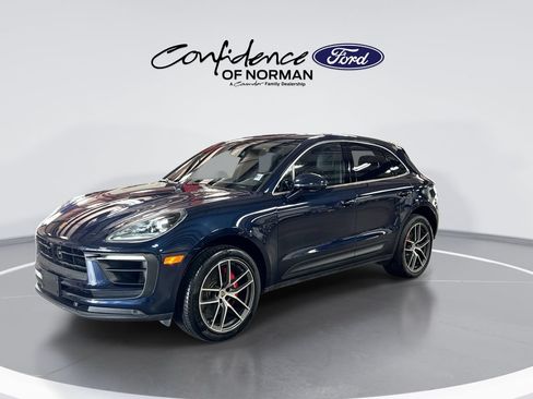 Used 2023 Porsche Macan S AWD/4WD image 4