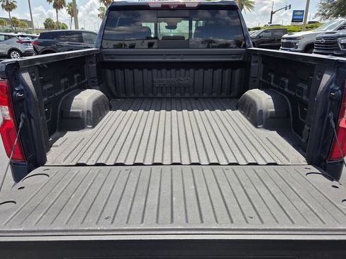 Certified 2022 Chevrolet Silverado 1500 High Country w/ Technology Package AWD/4WD image 16