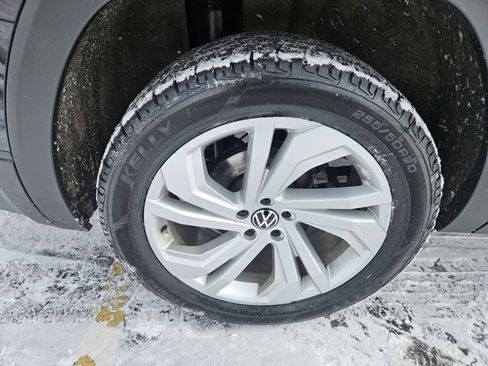 Used 2022 Volkswagen Atlas SE image 25