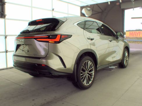 Used 2022 Lexus NX 350 AWD w/ Premium Package image 7