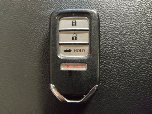 Used 2020 Honda Accord Sport image 32