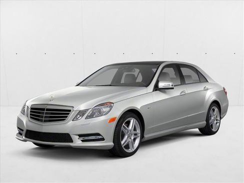 Used 2012 Mercedes-Benz E 350 4MATIC Sedan image 1