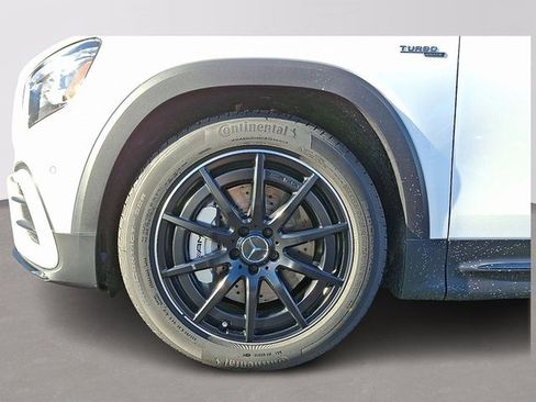 Used 2026 Mercedes-Benz GLB 35 AMG 4MATIC image 7