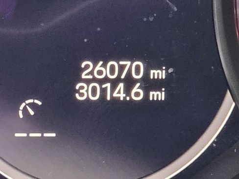 Used 2022 Porsche Cayenne image 21