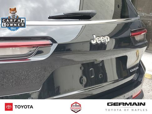 Used 2023 Jeep Grand Cherokee L Laredo RWD image 17