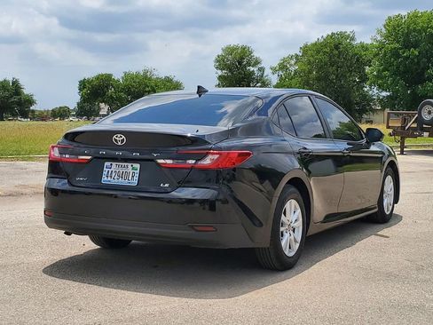 Used 2026 Toyota Camry LE FWD image 30
